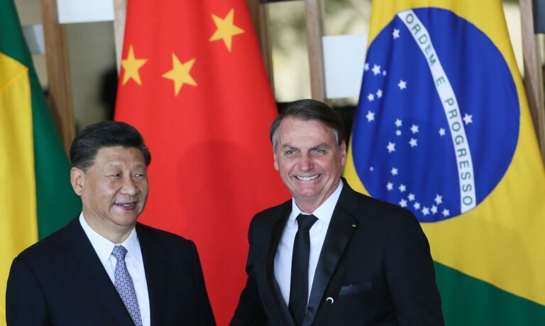 Leia mais sobre o artigo Brasil e China firmam acordos em áreas como política, comércio e saúde